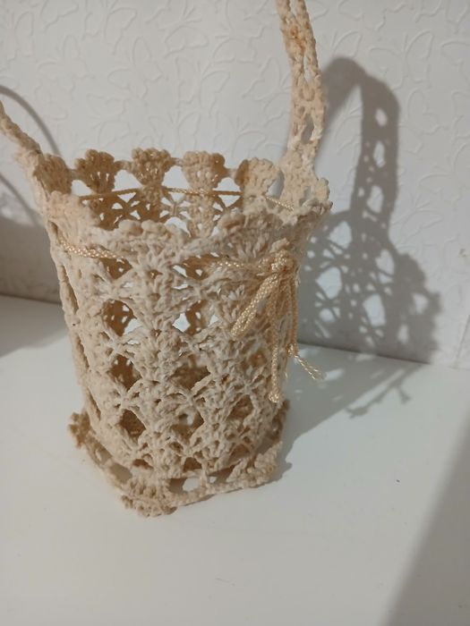 Плетена кошничка