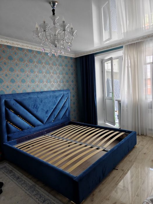 Продам шикарную кровать 2*2 метра