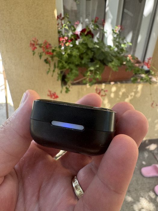Casti Air pods 1