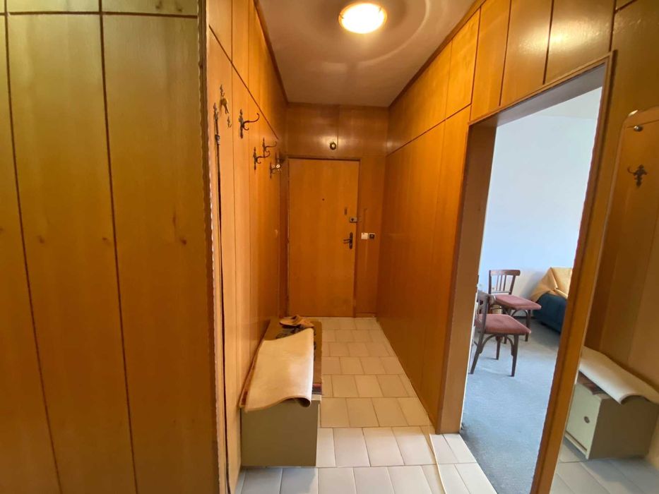 Продавам 3-стаен апартамент в гр. Чирпан, Центъра