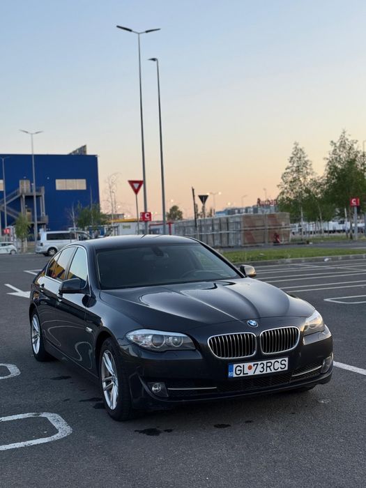 Vând BMW F10 520D