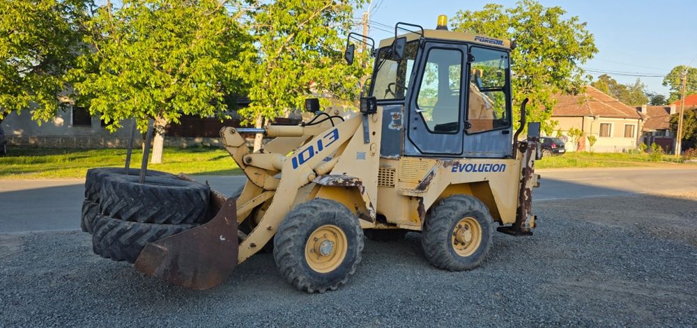 Midi buldoexcavator FOREDIL 10.13  buldoexcavator cu 1900h originale