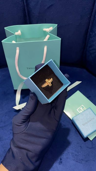 Кольцо Tiffany & Co. — Элегантность, которая говорит «я особенная