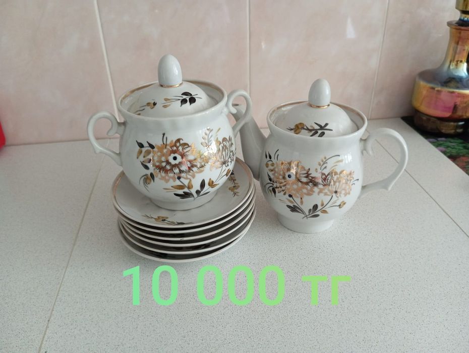 Продам наборы чайников