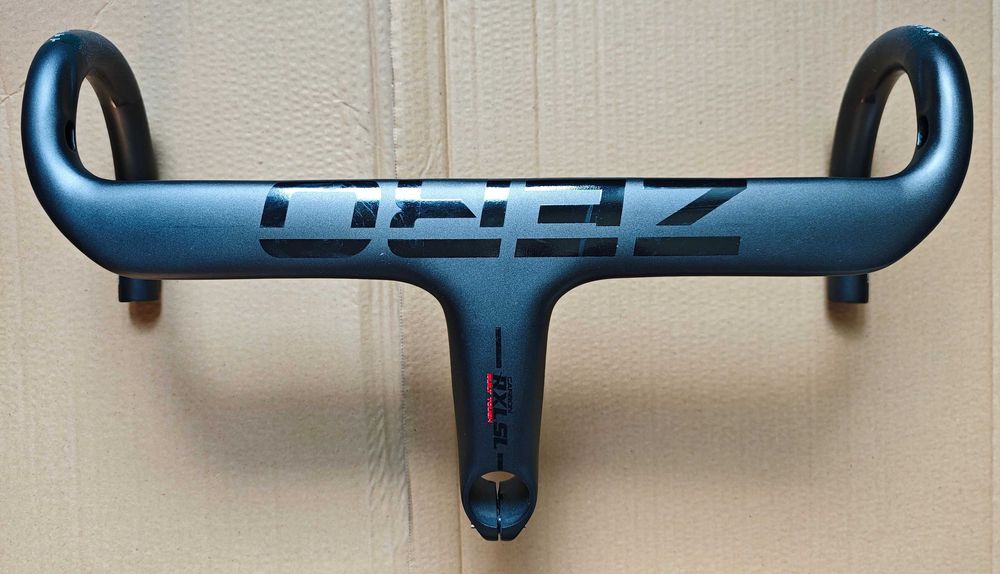 Продавам ново карбоново кормило за шосеен велосипед Zero RXL SL