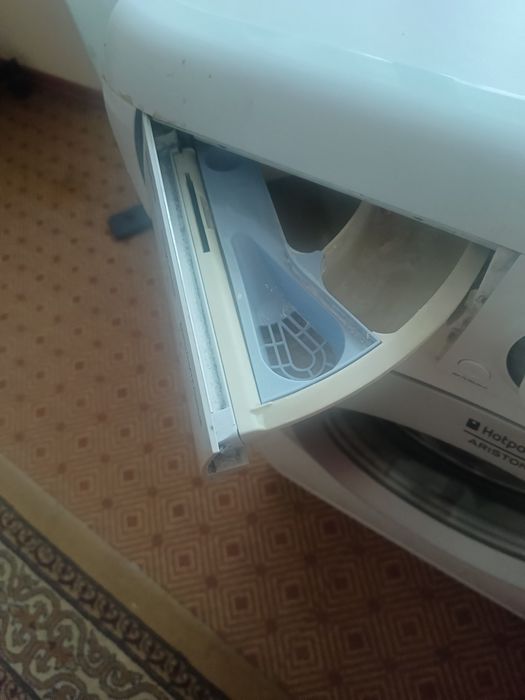 Продам стиральную машинку