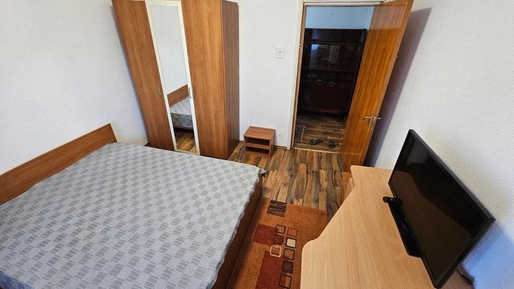 Închiriere apartament 3 camere