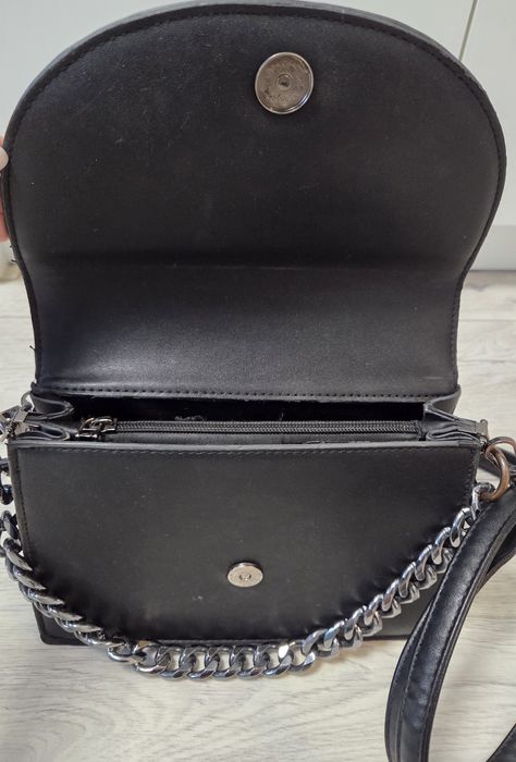Продам женскую сумку