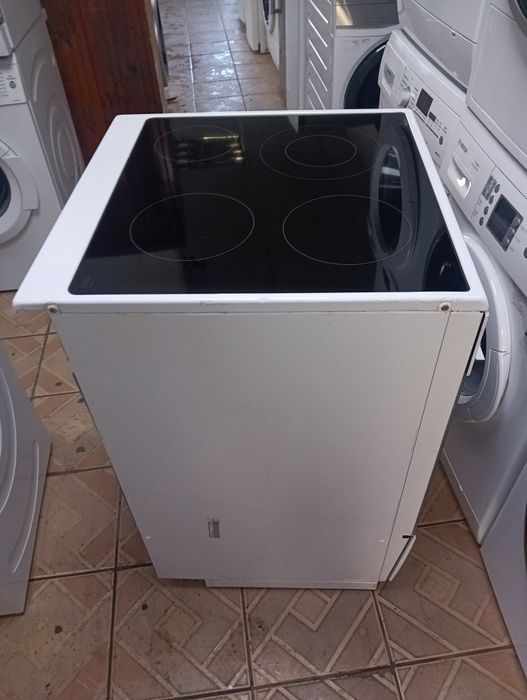 Свободно стояща печка с керамичен плот Сименс Siemens 2години гаранция