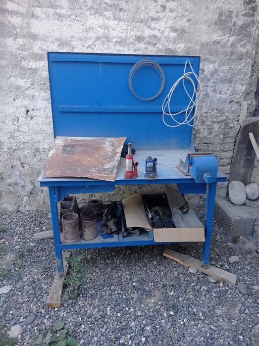 Metalnistol va tiska