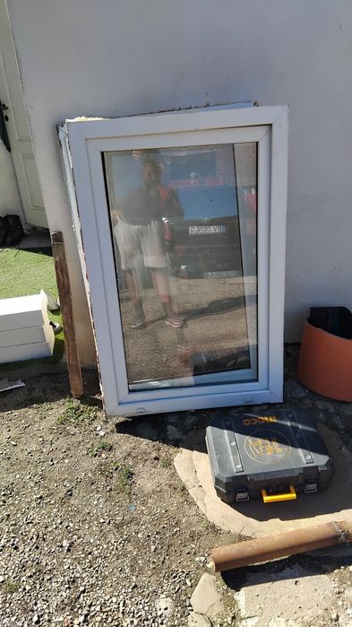 Vand geamurii termopane!