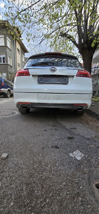 НА ЧАСТИ Опел инсигния 2.8 турбо 260 коня