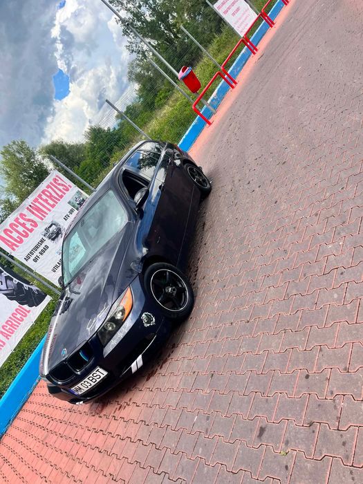 BMW e 90 2.0 benzină 2007 acte valabile geamuri electrice navigație automat dublu clik în pedală