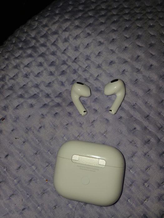 Продам срочно наушники айфон Apple