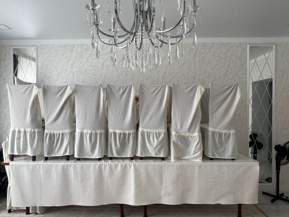 Продам стол стулями