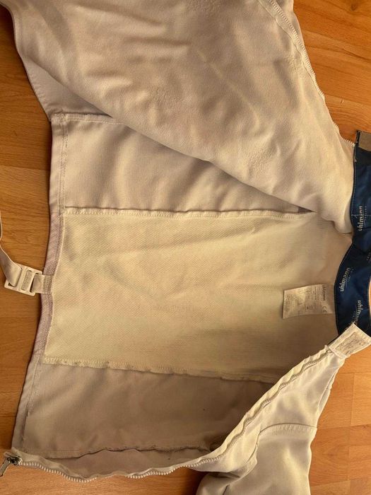 Plastron Uhlmann - floretă FIE 800 - Barbati marimea 48 - stare buna