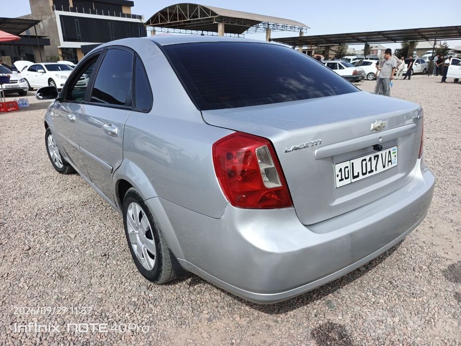 LACETTI сотилади