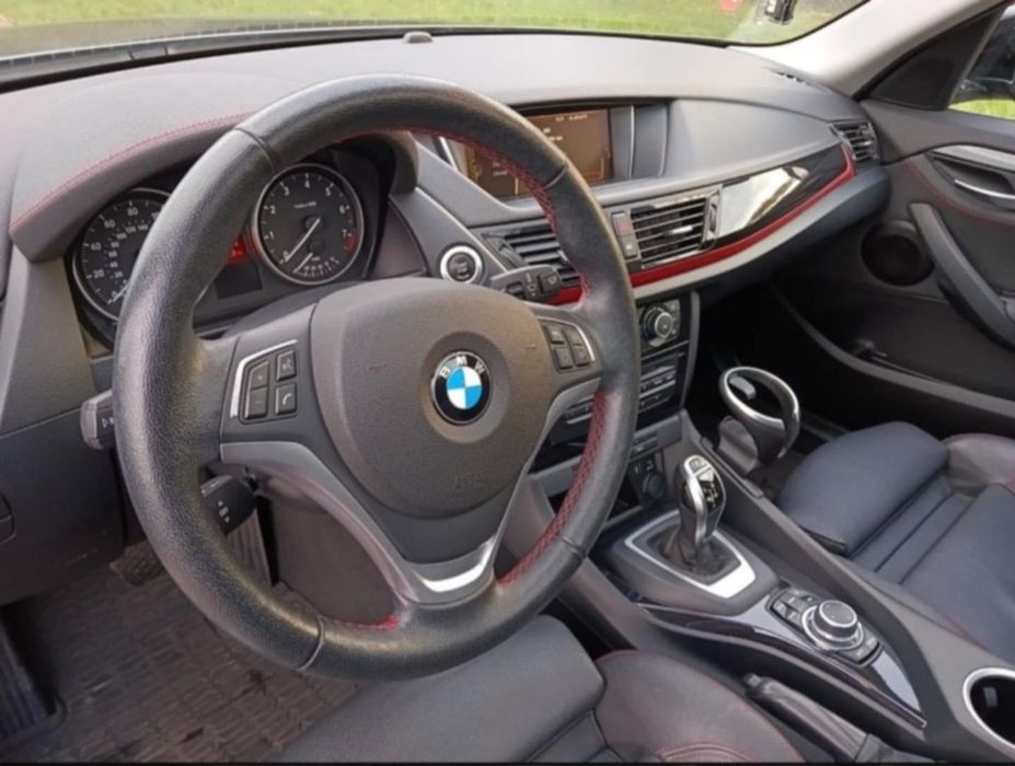 БМВ Х1 2i8 Xdrive