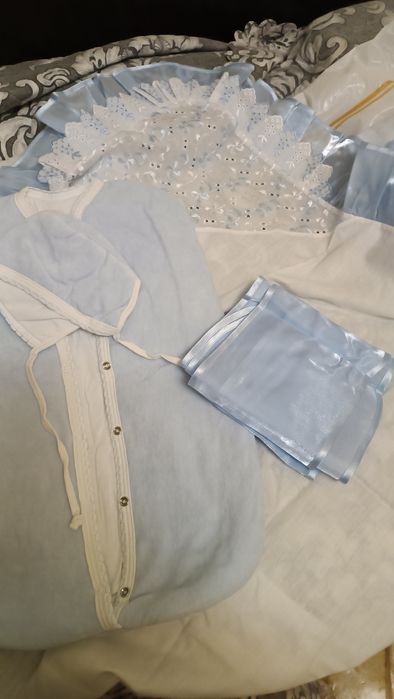 Отдам даром красивый конверт покрывало