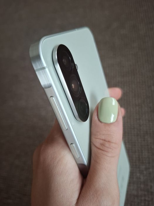 Samsung A56 в продаже.