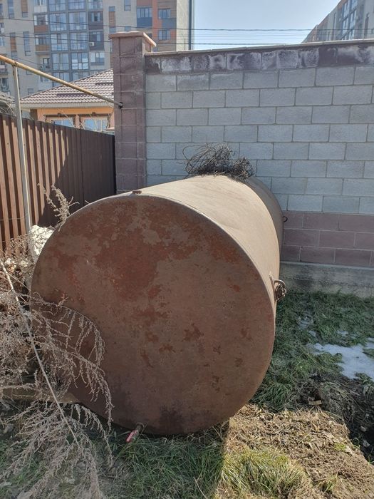 Емкость для воды 4 куб