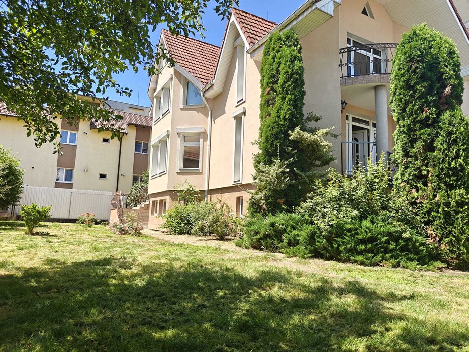 inchiriez casa mare in Tudor pretabila pentru firme, birouri etc.