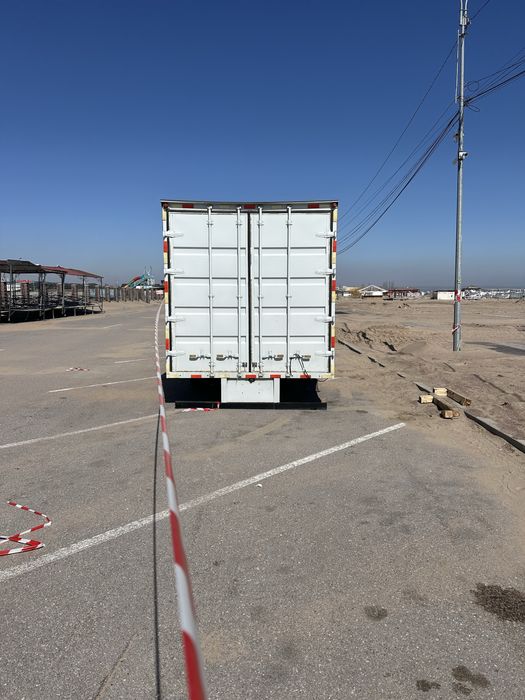 Будка для грузовых автомобили новая размеры 5,2-2,5-2,5