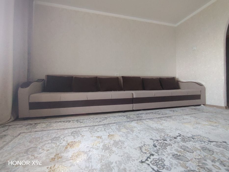 Продам диван 4 метра