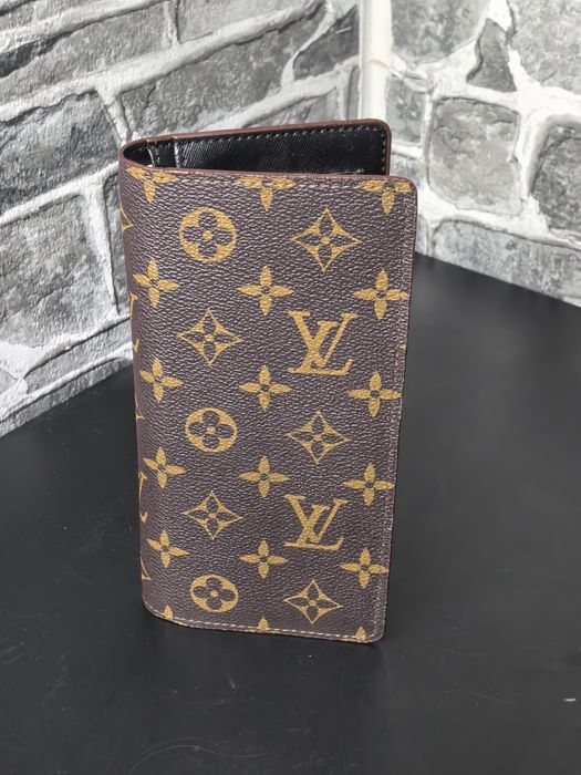 Lois Vieton портфейл