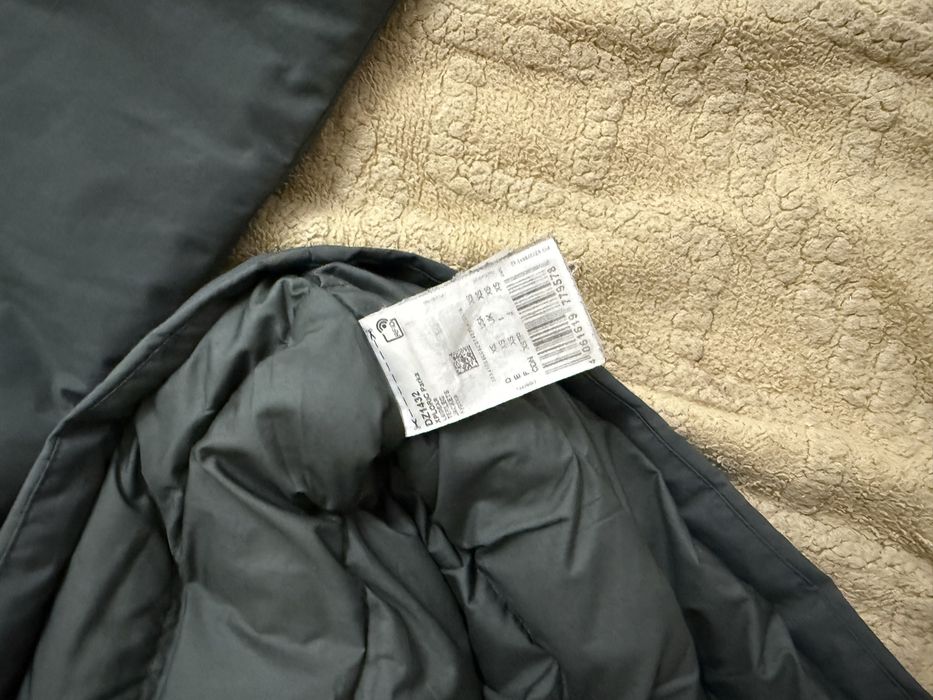 Продам куртку адидас мужская