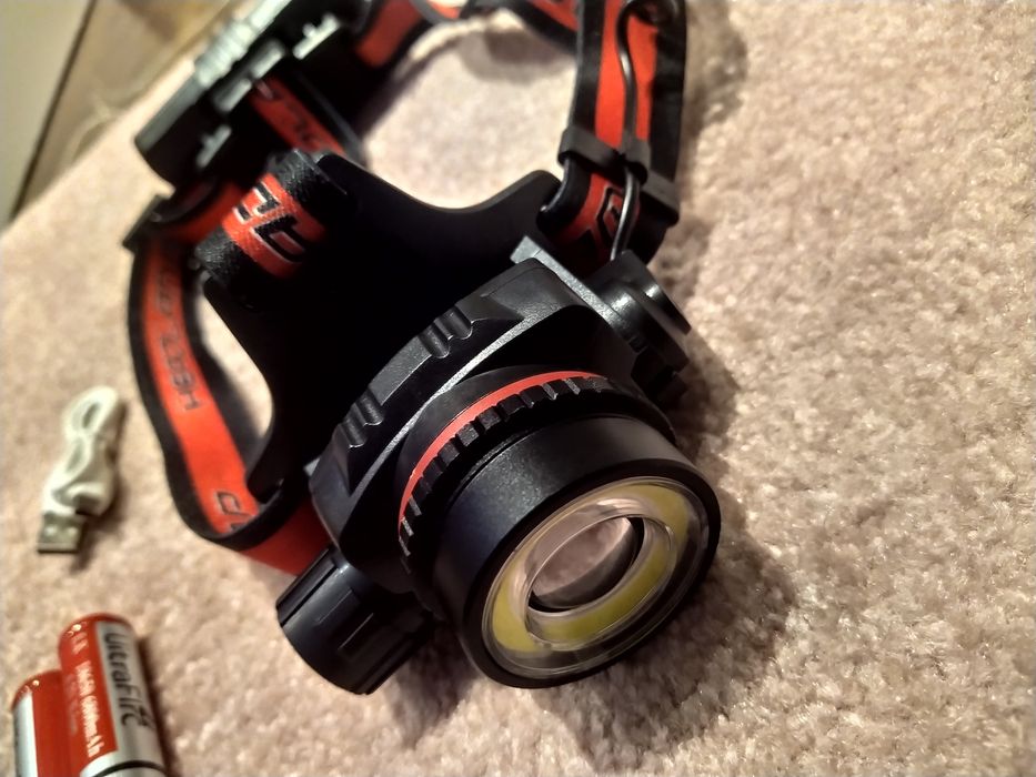 Lanterna cu model nou de LED, pentru cap, din metal, foarte rezistenta