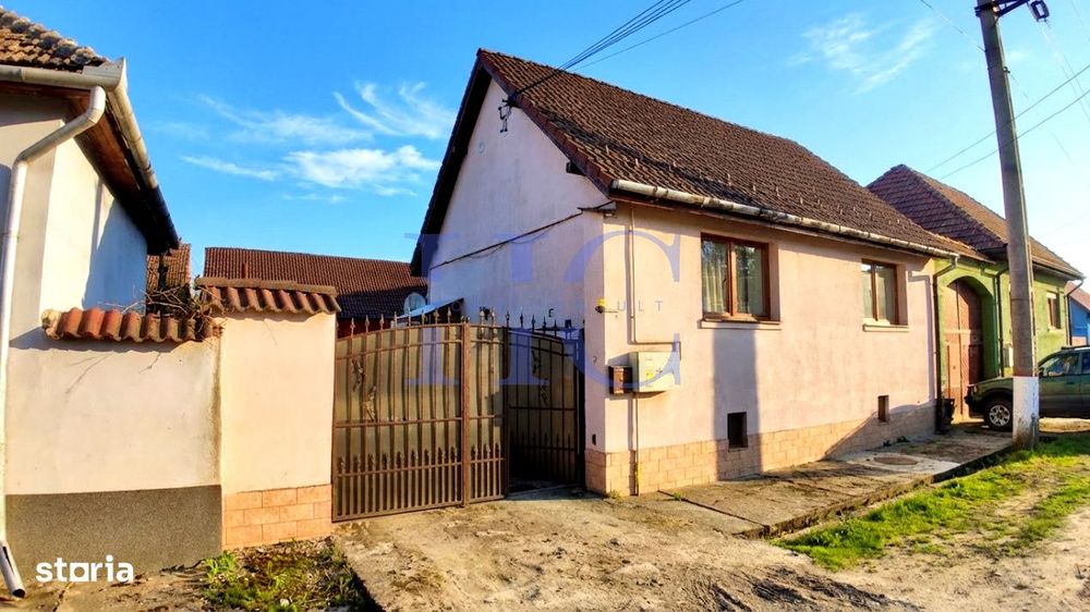 Casa 4 camere|Gradina 1600m | Vedere Fagaras | Sacadate| 25 min Sibiu