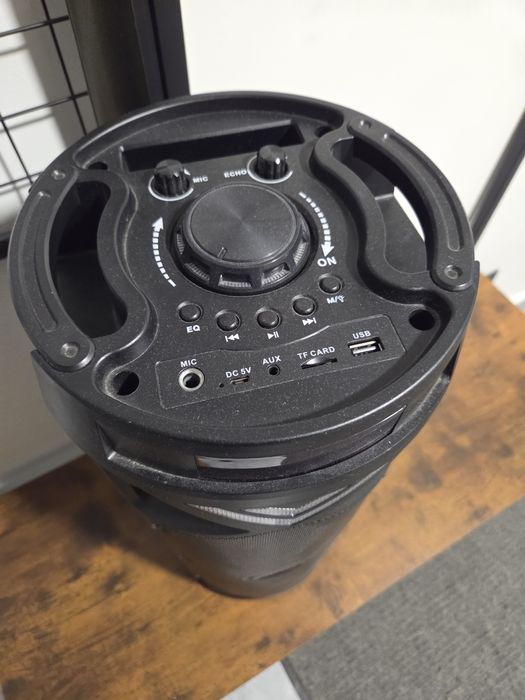 Блютуз колонка !