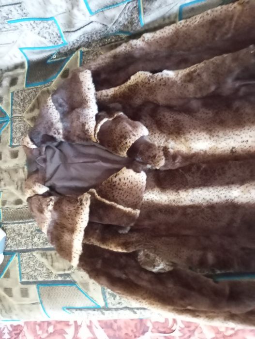 Продам норковую шубу
