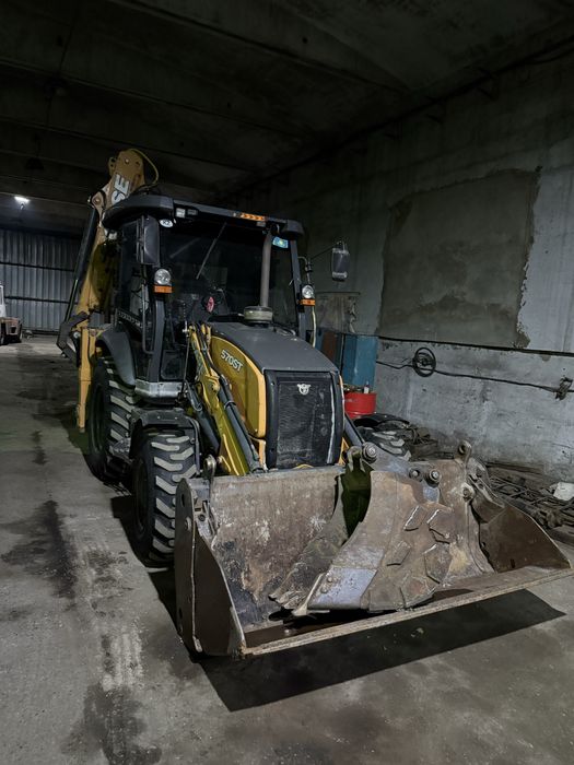 Эксковатор погрузчик 3/1