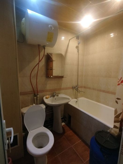 Ijaraga kvartira beriladi mikrayon Detiski balitsa olda 2 xona 2 etaj