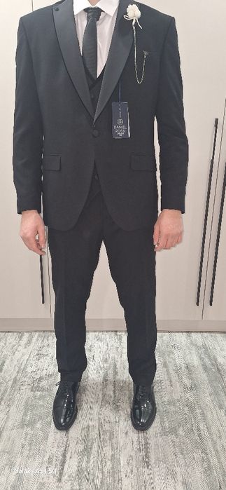 Мъжки костюм класика с обувки