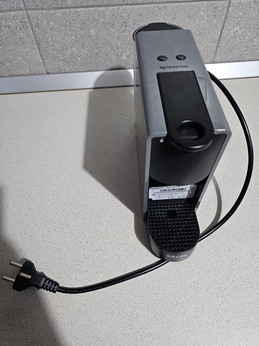 Vand Espressor KRUPS cu capsule Nespresso ca nou

Vand Espressor KRUPS