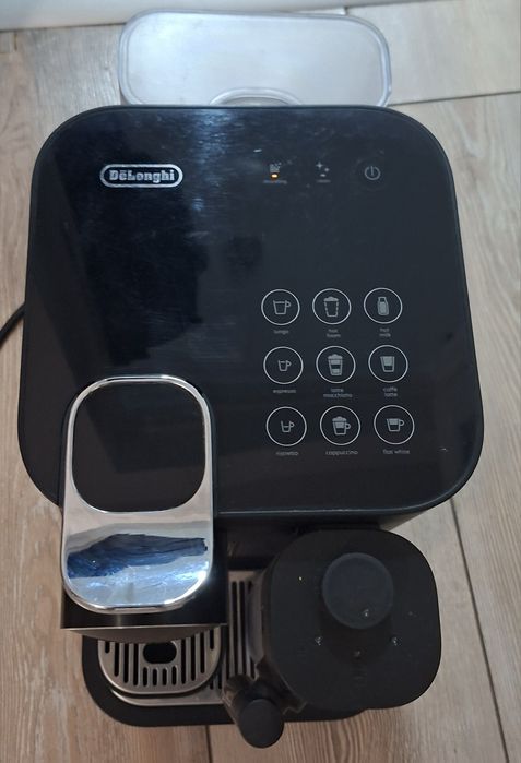 Espressor automat Nespresso Gran Lattissima DEFECT