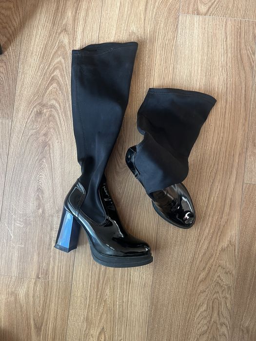 Дамски ботуши на платформа