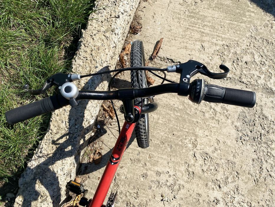 Bicicletă B’TWIN – roți 20” – 1x5 viteze