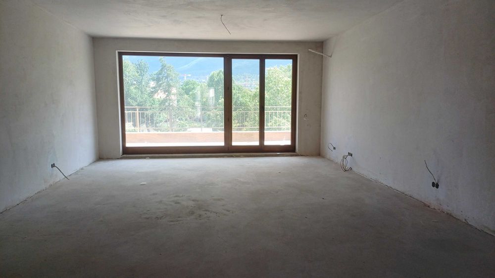 Продава се Четиристаен апартамент в София, Кръстова вада - 174 кв.м за 2989 €/кв.м - Снимка #2