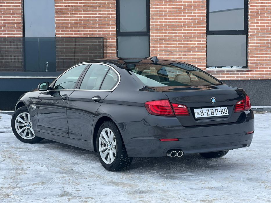 BMW - 520d / Webasto / 4 Butoane / Distronic  / KeyLess / 360 camere