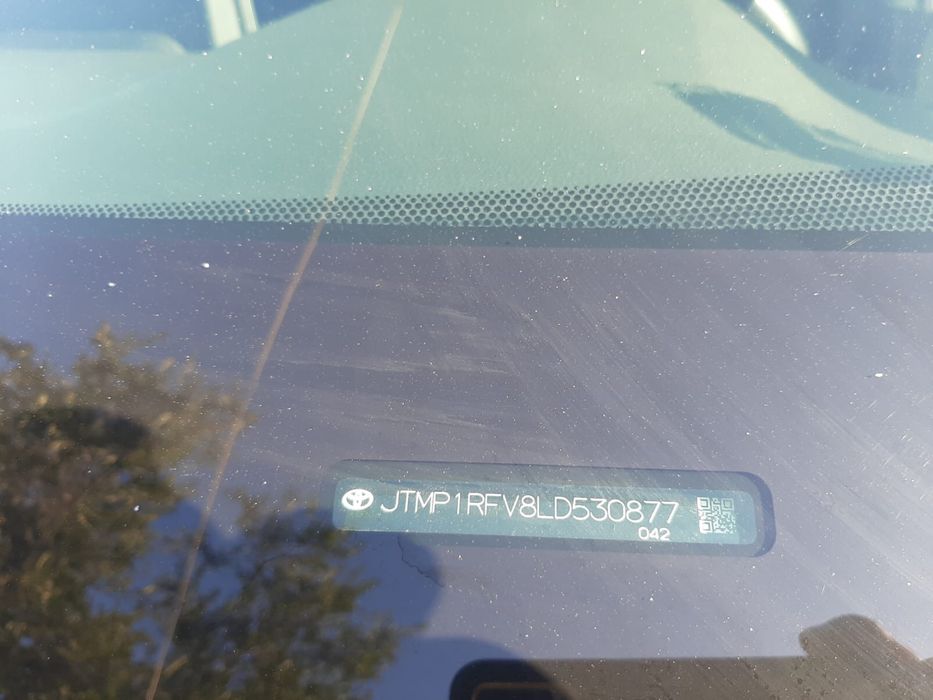 Продаётся RAV4