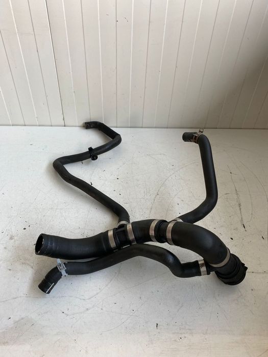 Furtun de apa Volvo XC90 S90 V90 2015+ 31368403 31686003