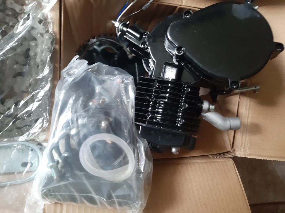 Motor 2T,80cmc pentru bicicletă