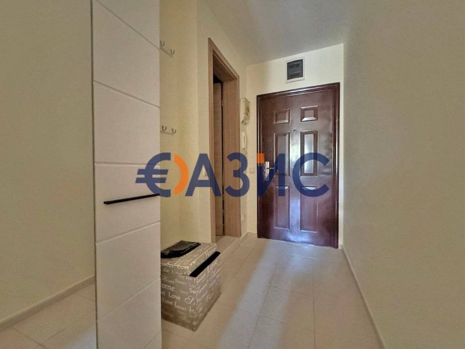 Продава се Двустаен апартамент в Свети Влас - 74 кв.м за 994 €/кв.м - Снимка #4
