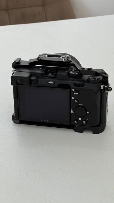 Камера Sony A7C