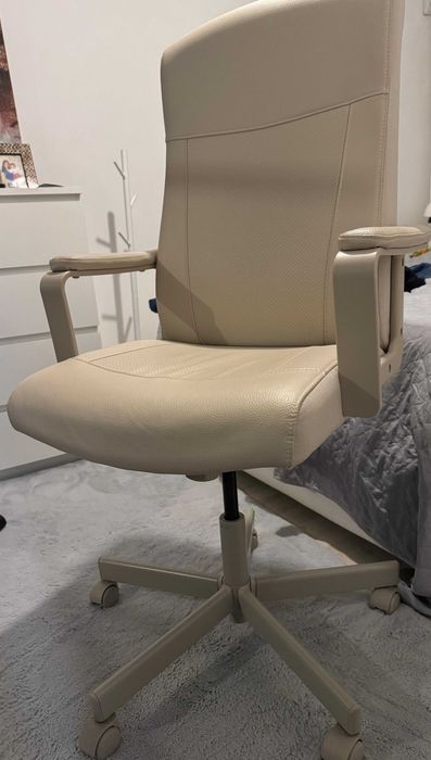 Scaune rotative IKEA
