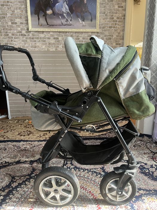 Продам коляску германский в хорошем качестве